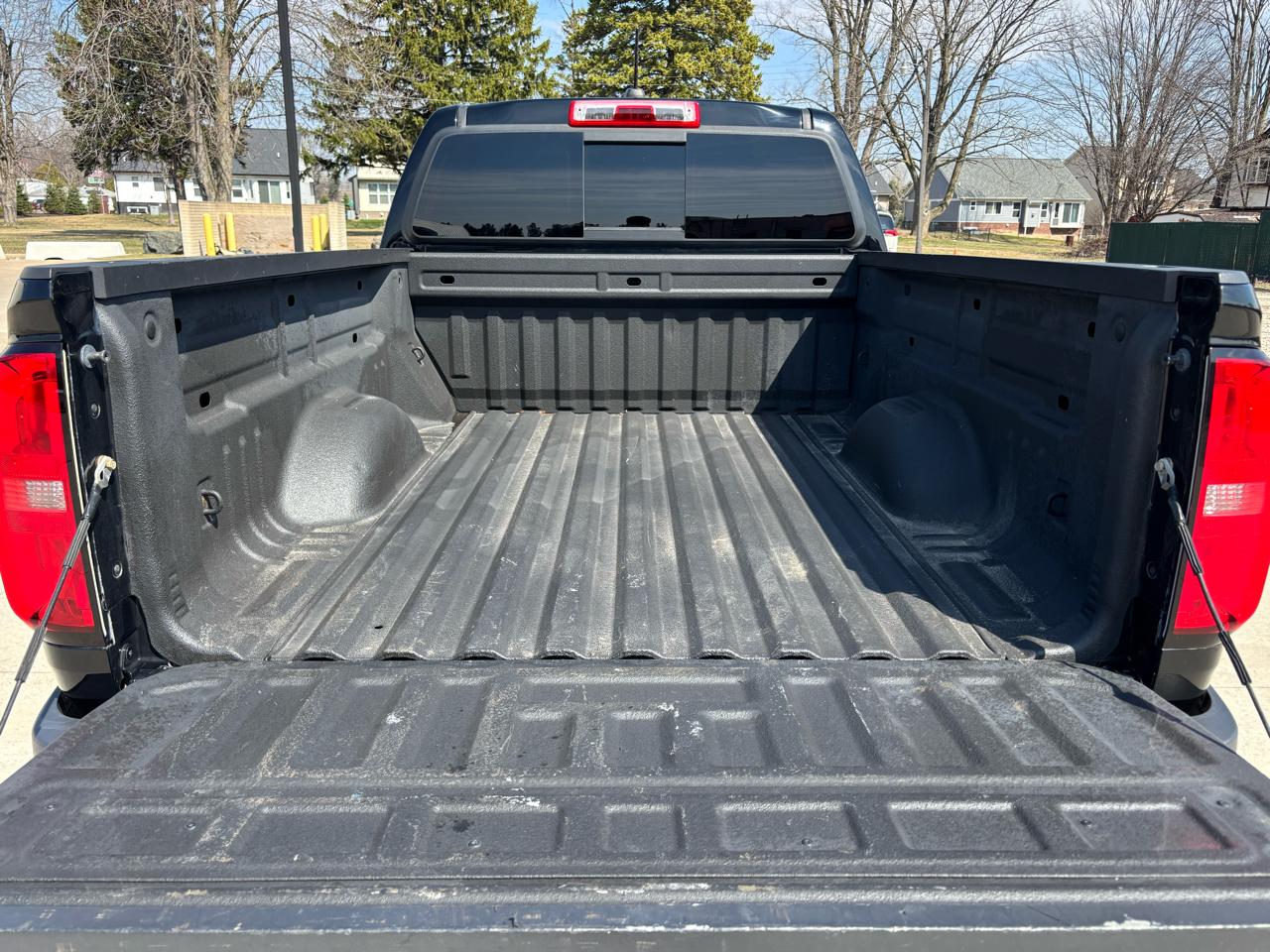 Chevrolet Colorado 4WD Crew Cab 140.5" LT 2017