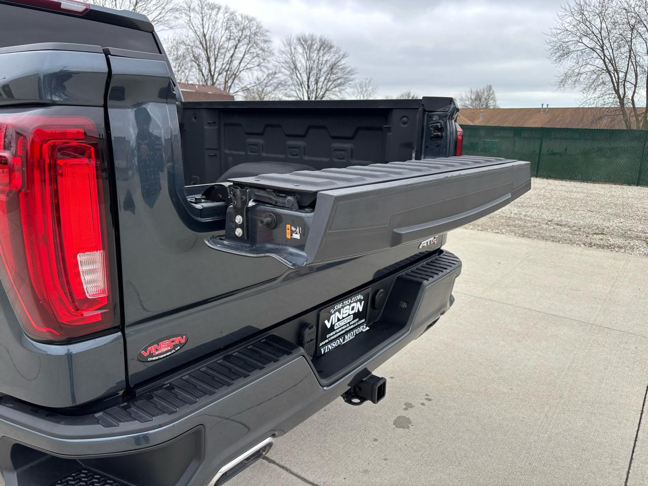 GMC Sierra 1500 4WD Crew Cab 147" AT4 2019