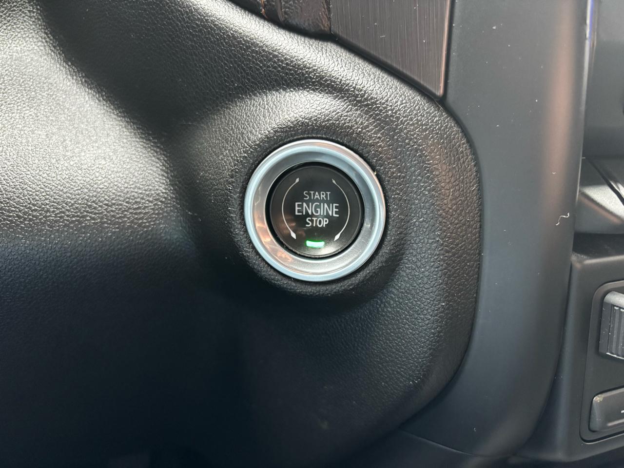 GMC Sierra 1500 4WD Crew Cab 147" AT4 2019