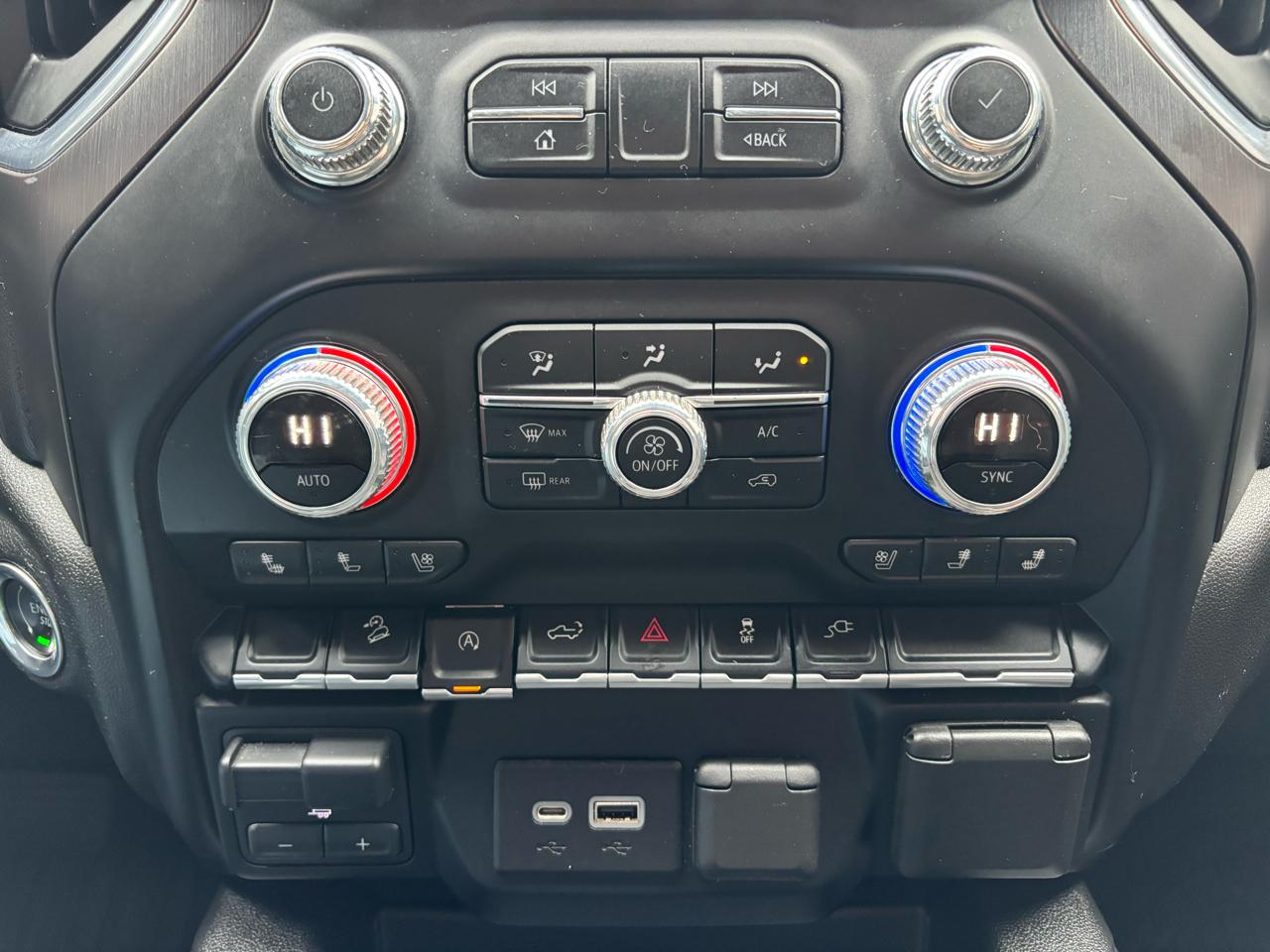 GMC Sierra 1500 4WD Crew Cab 147" AT4 2019