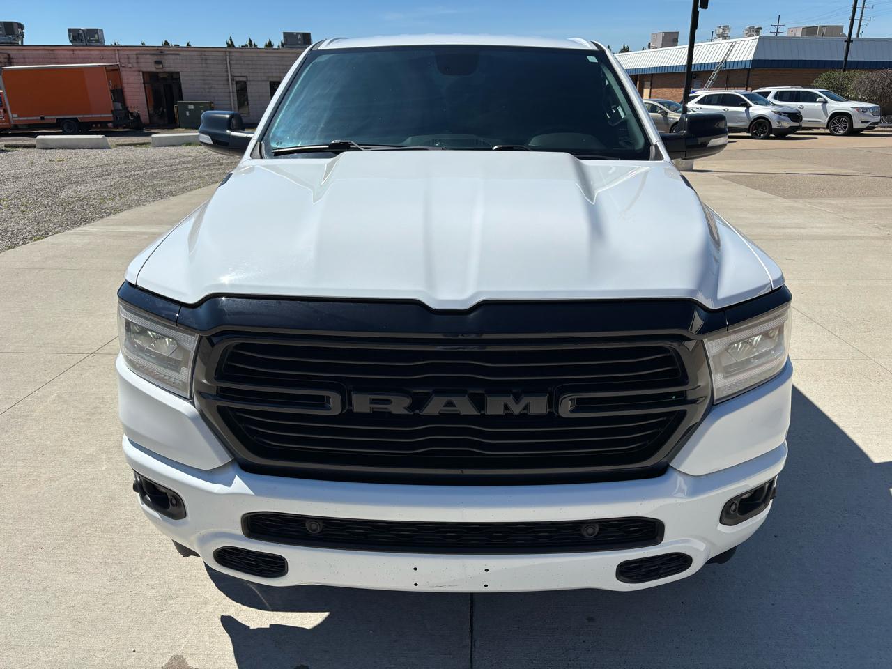 RAM 1500 Big Horn 4x4 Crew Cab 5'7" Box 2021