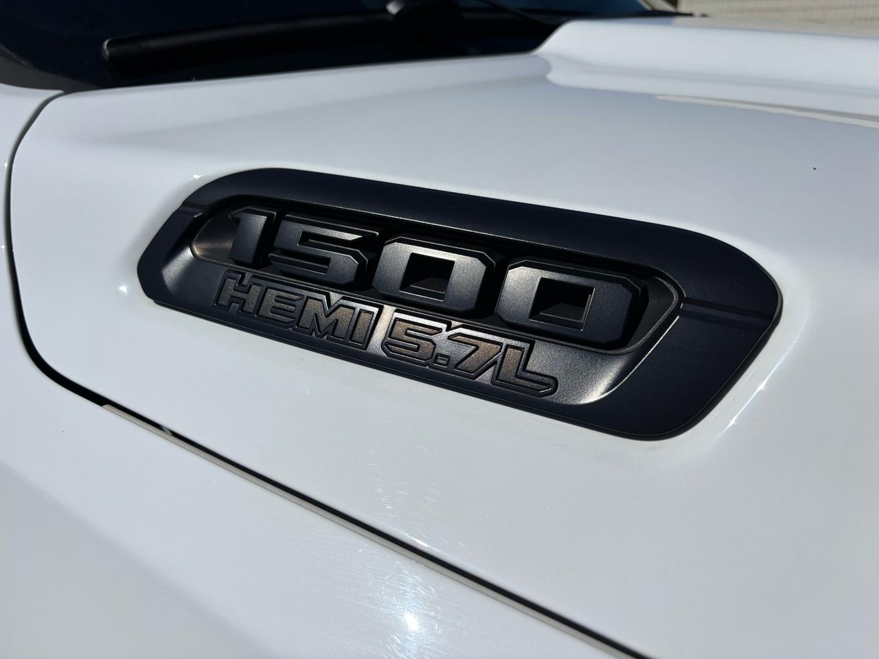 RAM 1500 Big Horn 4x4 Crew Cab 5'7" Box 2021