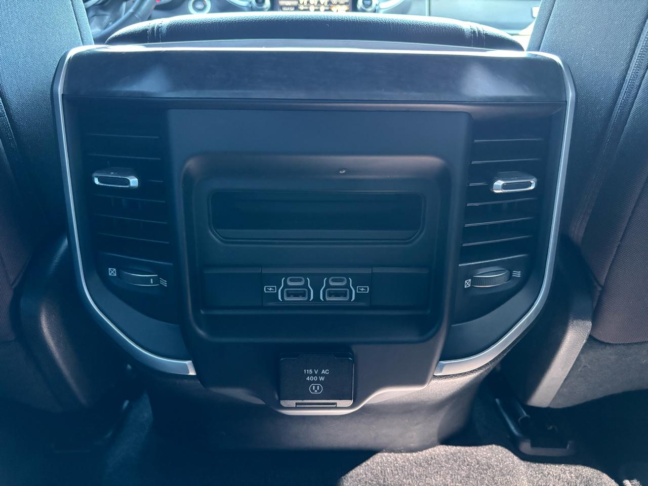 RAM 1500 Big Horn 4x4 Crew Cab 5'7" Box 2021