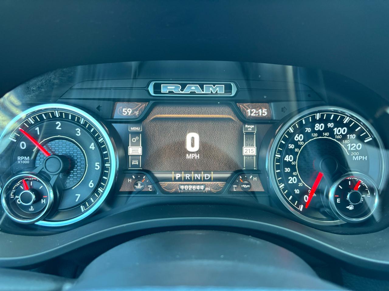 RAM 1500 Big Horn 4x4 Crew Cab 5'7" Box 2021