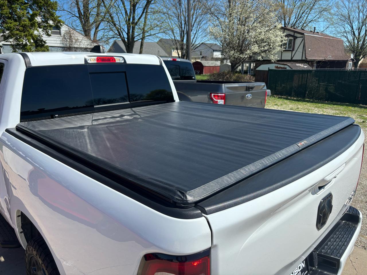 RAM 1500 Big Horn 4x4 Crew Cab 5'7" Box 2021