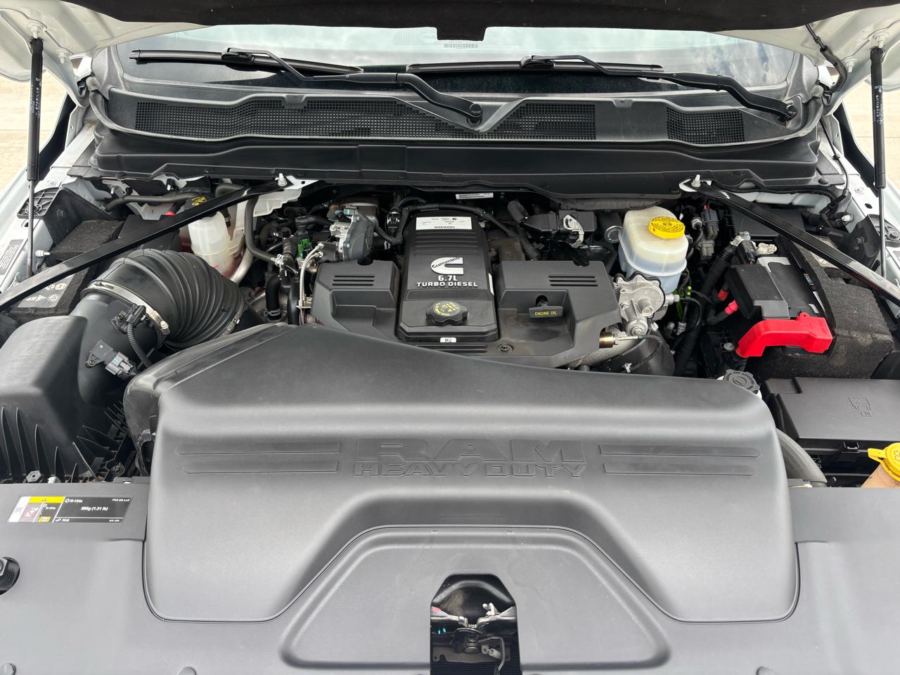 RAM 2500 Big Horn 4x4 Crew Cab 6'4" Box 2023