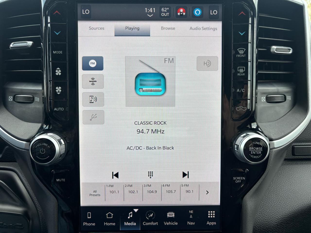 RAM 2500 Big Horn 4x4 Crew Cab 6'4" Box 2023