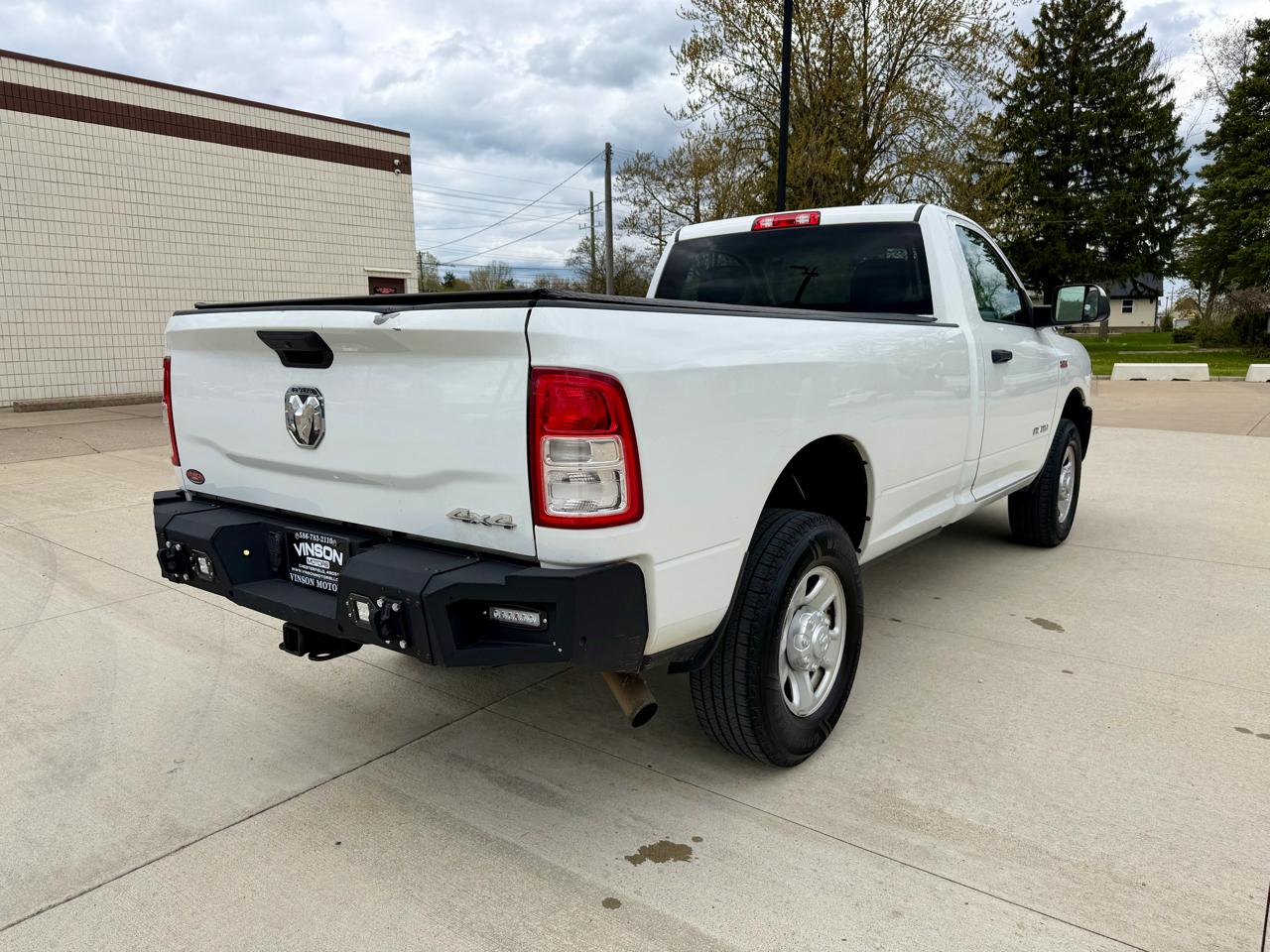 RAM 3500 Tradesman 4x4 Reg Cab 8' Box 2019