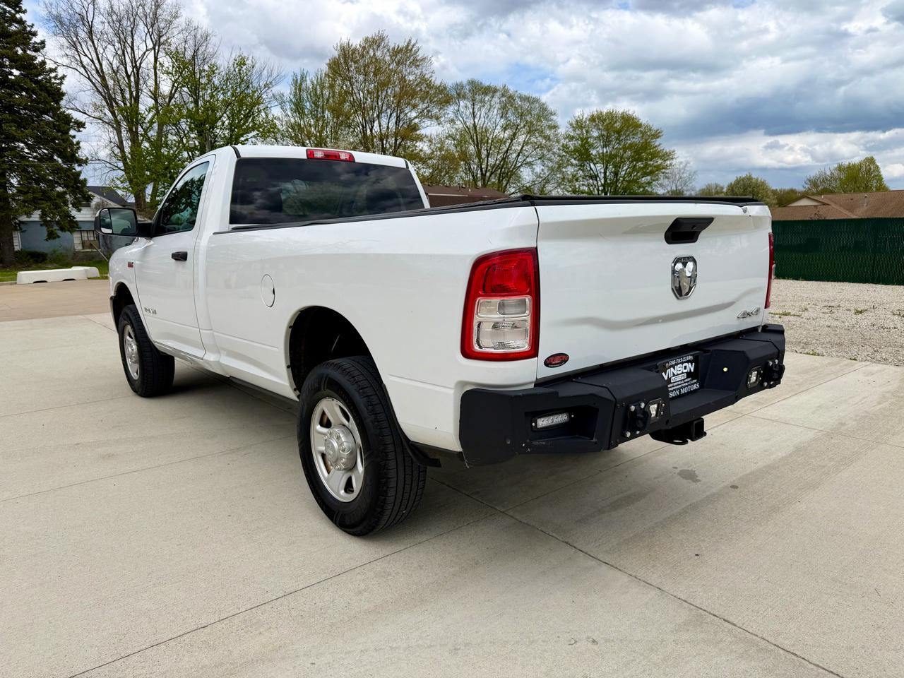 RAM 3500 Tradesman 4x4 Reg Cab 8' Box 2019