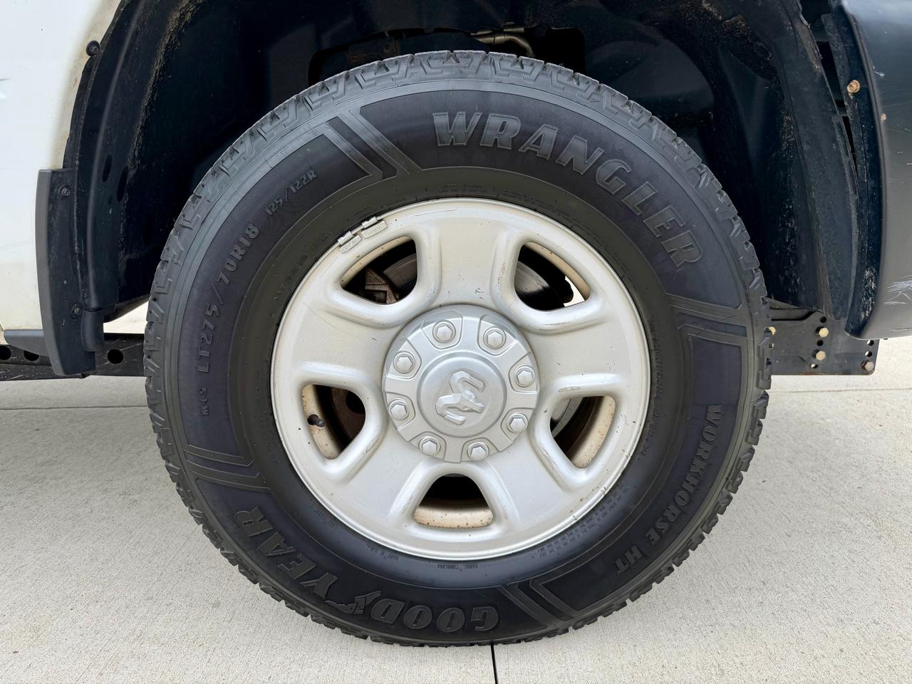 RAM 3500 Tradesman 4x4 Reg Cab 8' Box 2019