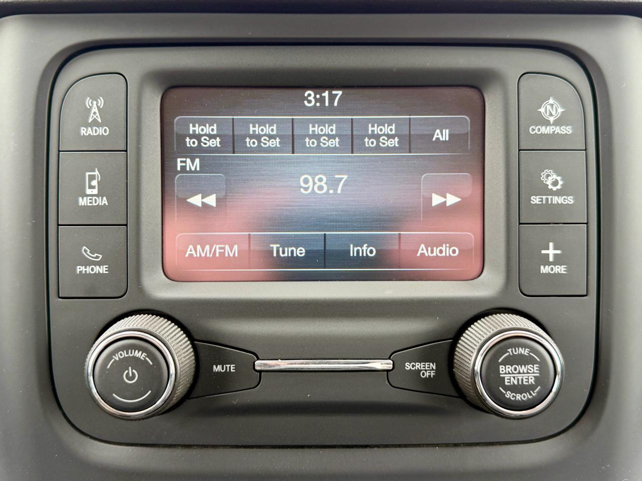 RAM 3500 Tradesman 4x4 Reg Cab 8' Box 2019