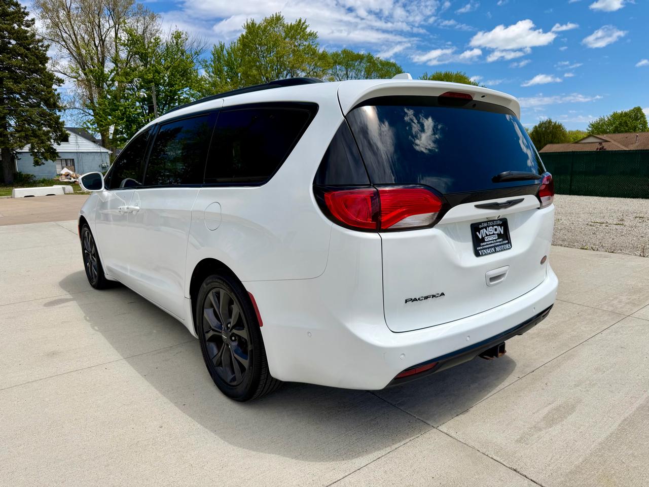 Chrysler Pacifica  2020