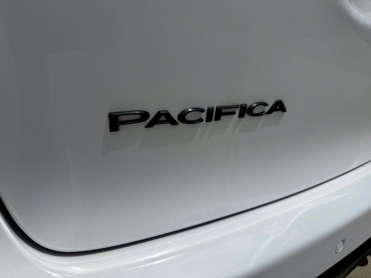 Chrysler Pacifica  2020
