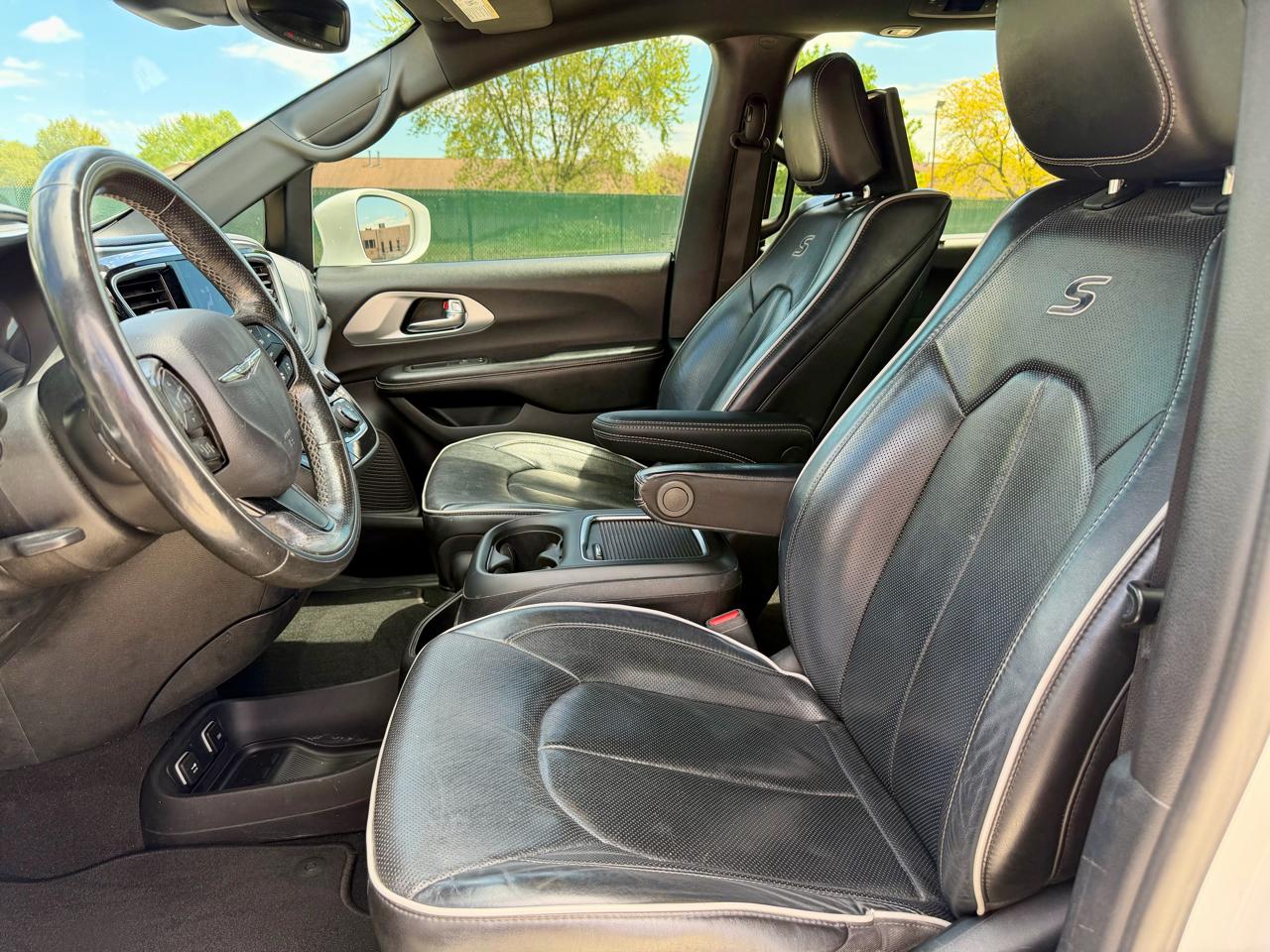 Chrysler Pacifica  2020