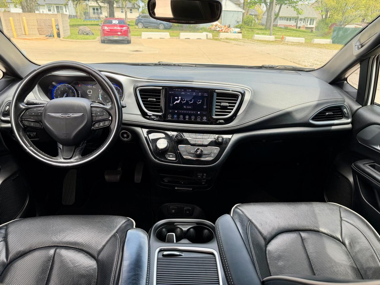 Chrysler Pacifica  2020