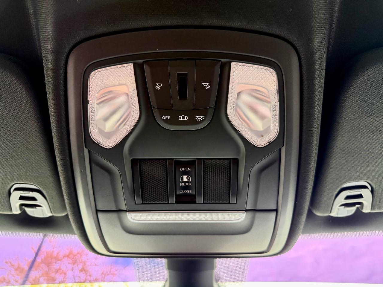 RAM 1500 Rebel 4x4 Crew Cab 5'7" Box 2019