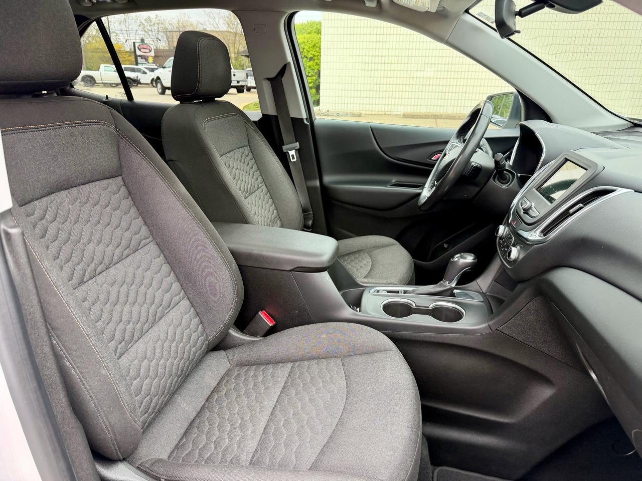 Chevrolet Equinox FWD 4dr LT w/1LT 2019