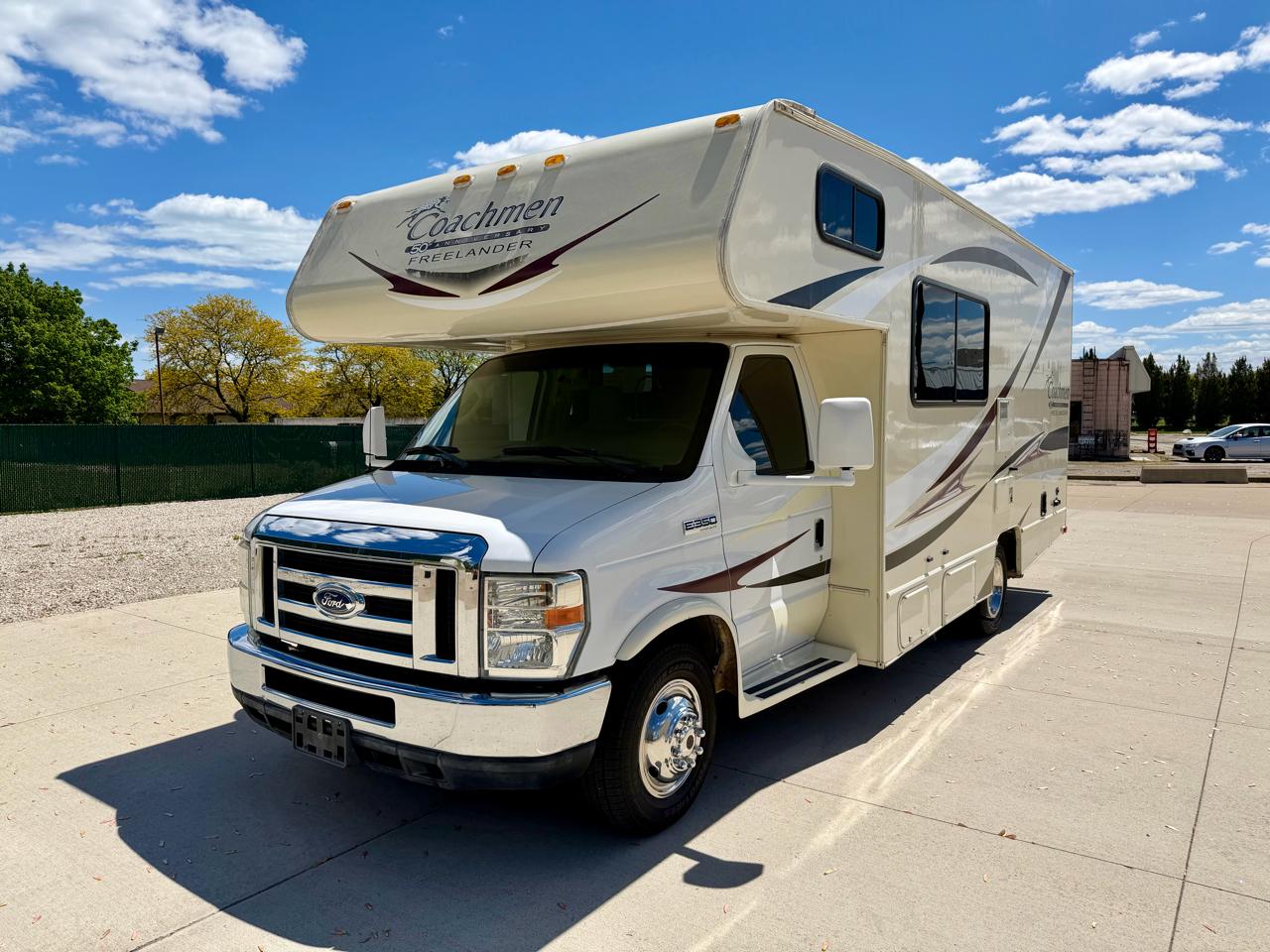 Ford Econoline Commercial Cutaway E-350 Super Duty 138" DRW 2014