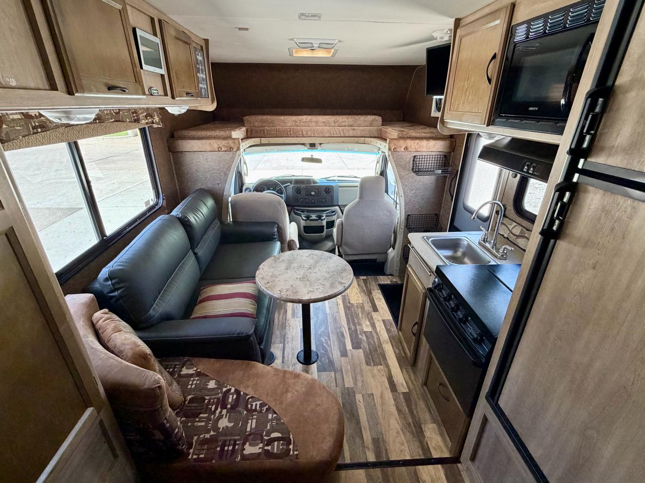Ford Econoline Commercial Cutaway E-350 Super Duty 138" DRW 2014