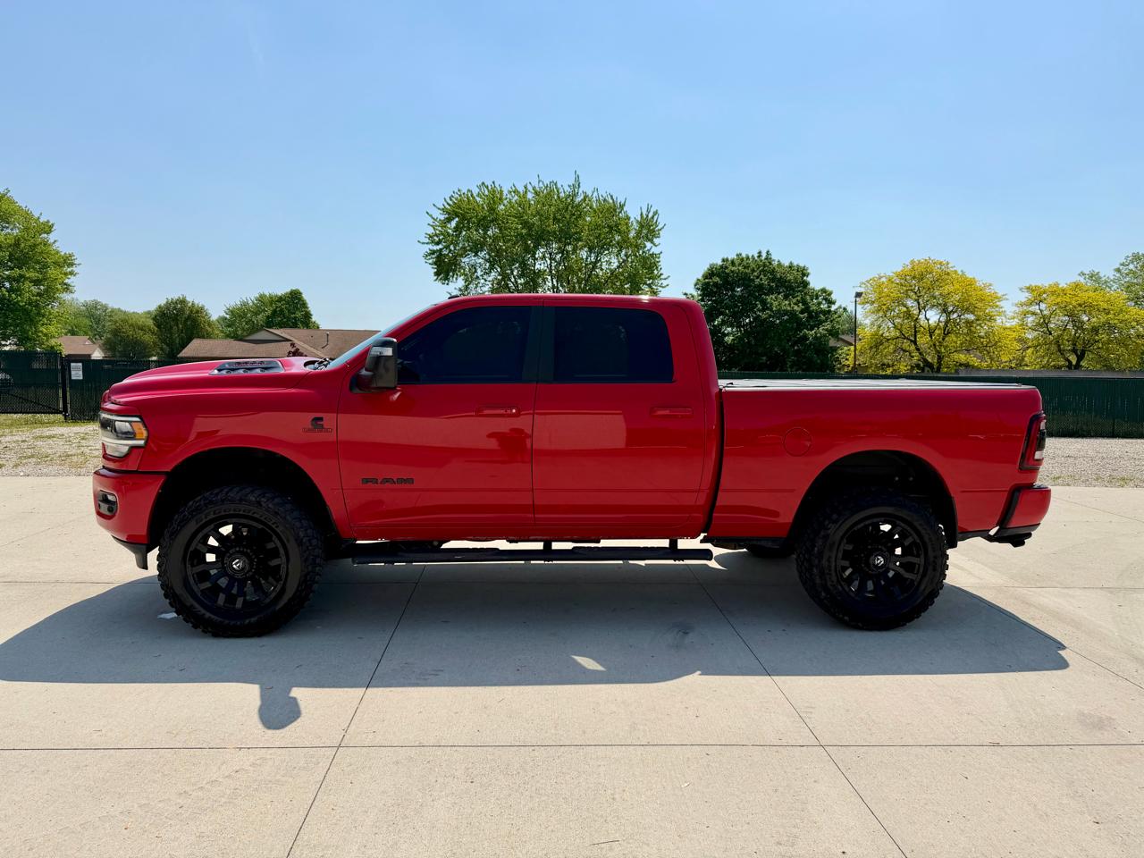 RAM 2500 Laramie 4x4 Crew Cab 6'4" Box 2023