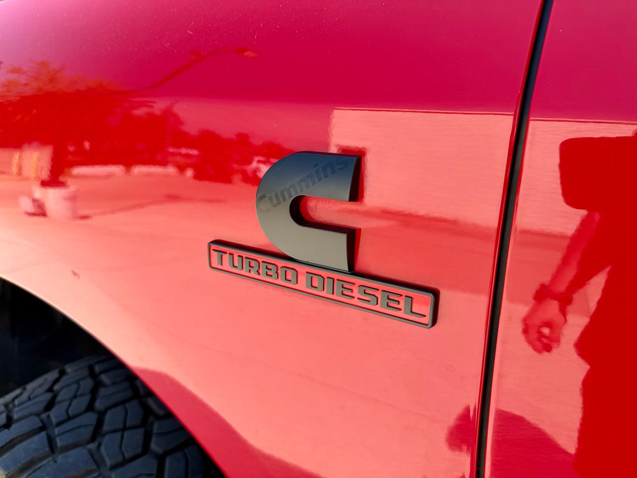 RAM 2500 Laramie 4x4 Crew Cab 6'4" Box 2023