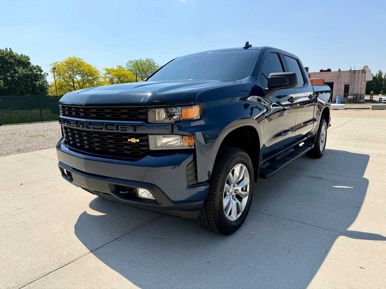 Chevrolet Silverado 1500 4WD Crew Cab 147" Custom 2020