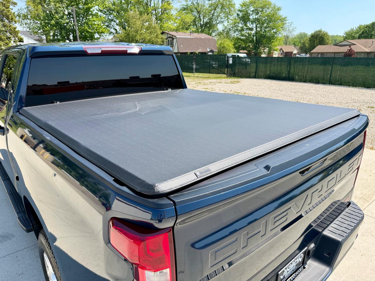 Chevrolet Silverado 1500 4WD Crew Cab 147" Custom 2020
