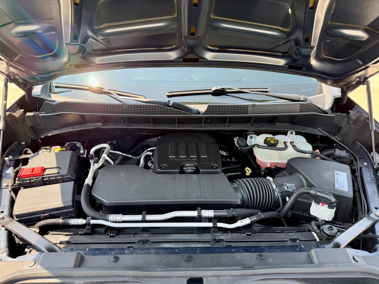Chevrolet Silverado 1500 4WD Crew Cab 147" Custom 2020