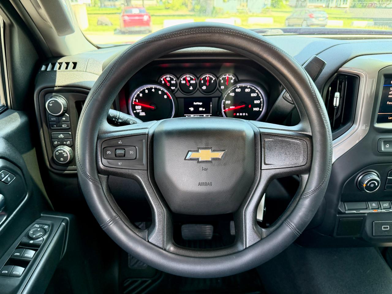 Chevrolet Silverado 1500 4WD Crew Cab 147" Custom 2020