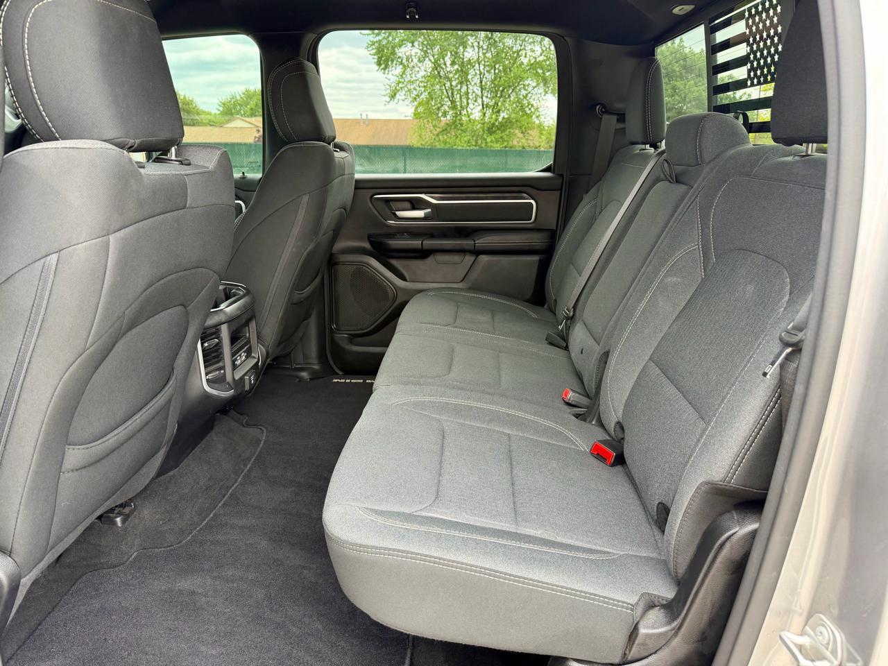 RAM 1500 Big Horn 4x4 Crew Cab 5'7" Box 2021