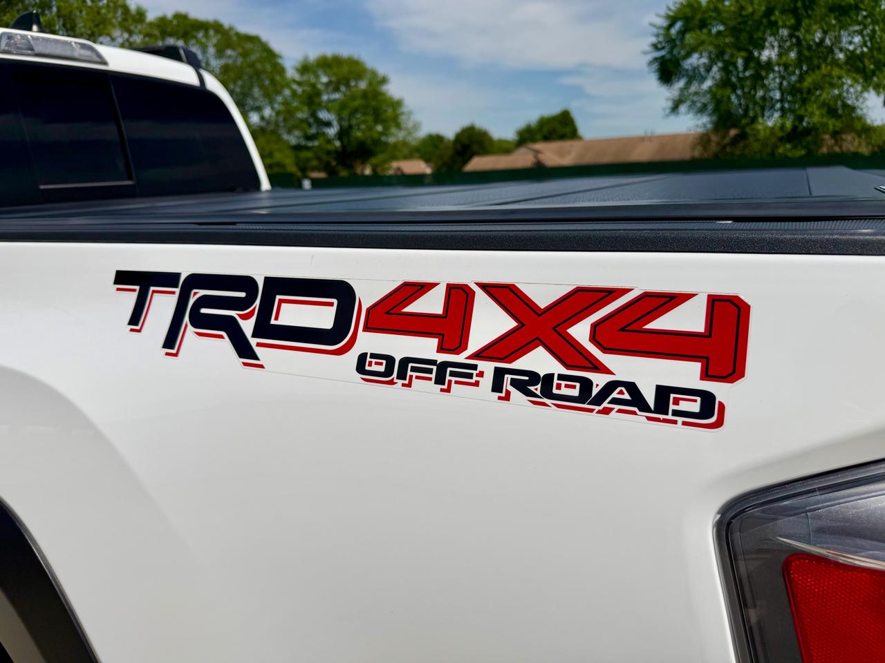 Toyota Tacoma 4WD TRD Off Road Double Cab 6' Bed V6 AT (Natl) 2021