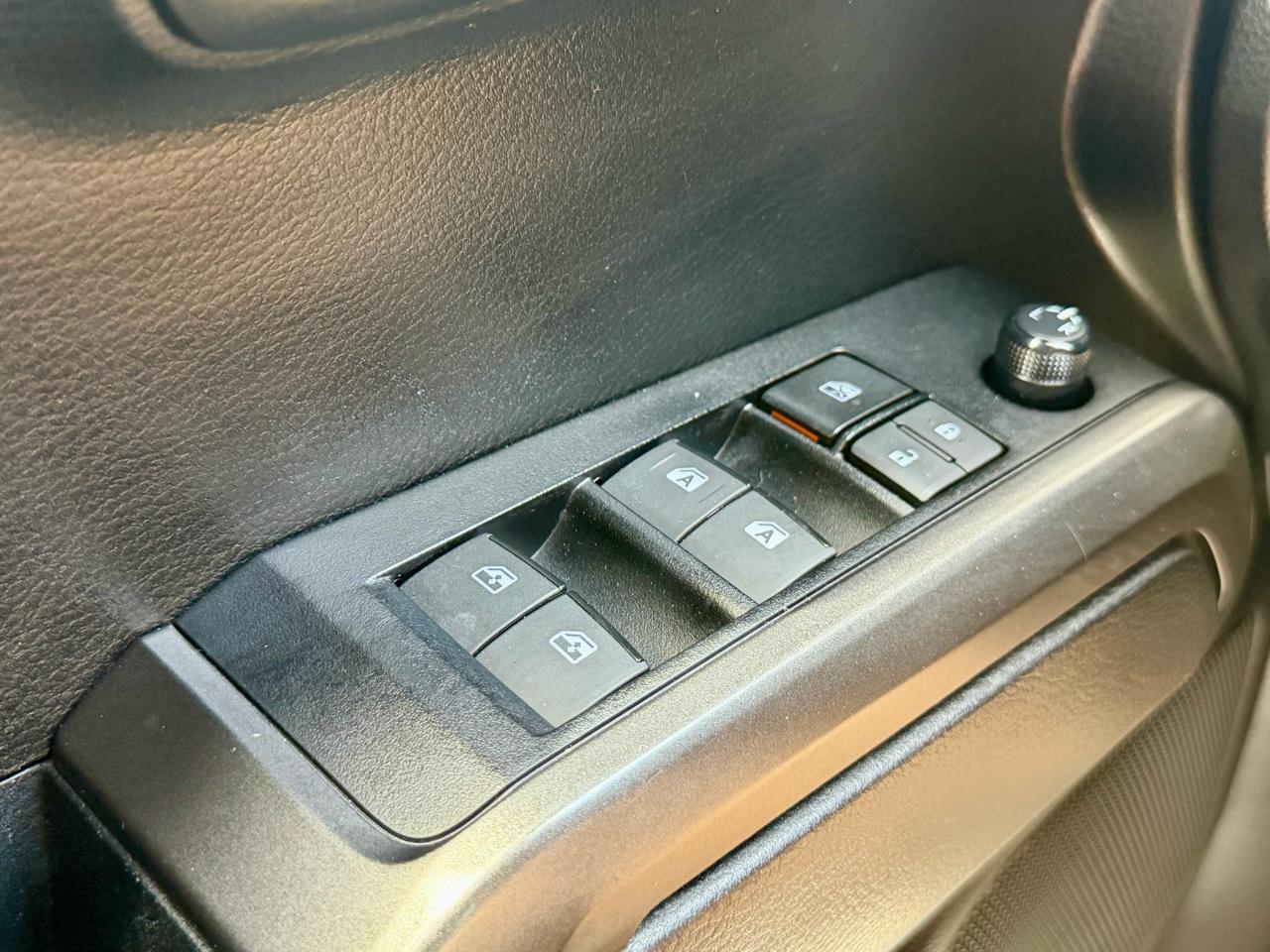 Toyota Tacoma 4WD TRD Off Road Double Cab 6' Bed V6 AT (Natl) 2021