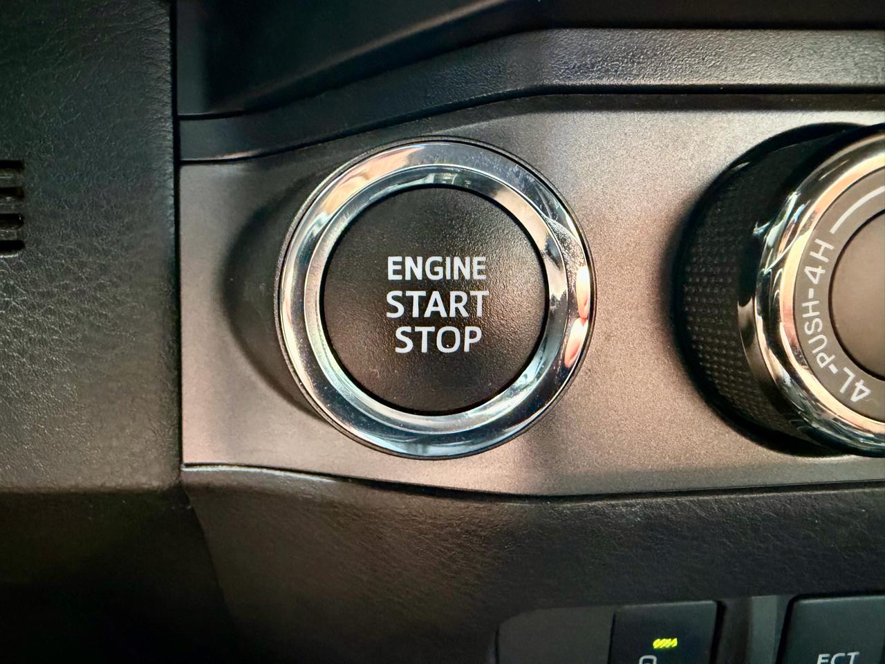 Toyota Tacoma 4WD TRD Off Road Double Cab 6' Bed V6 AT (Natl) 2021
