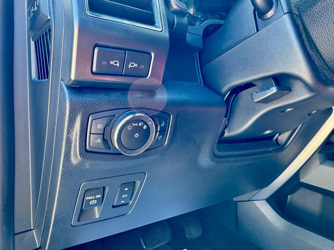 Ford F-150 Lariat 4WD SuperCrew 5.5' Box 2018