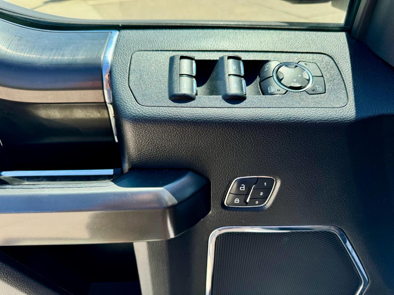 Ford F-150 Lariat 4WD SuperCrew 5.5' Box 2018