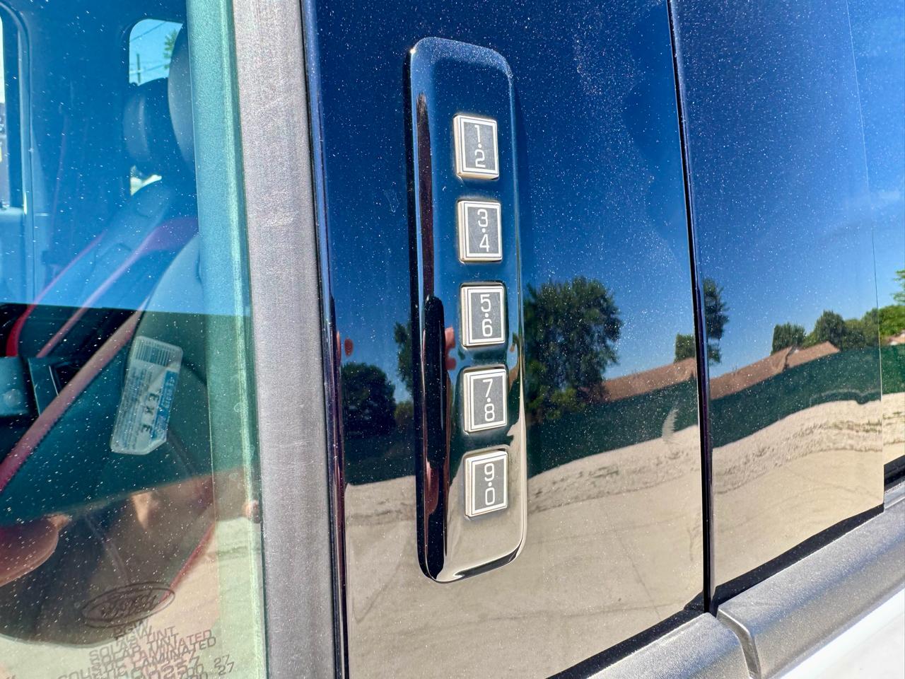 Ford F-150 Lariat 4WD SuperCrew 5.5' Box 2018
