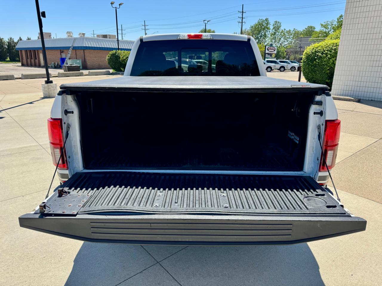 Ford F-150 Lariat 4WD SuperCrew 5.5' Box 2018