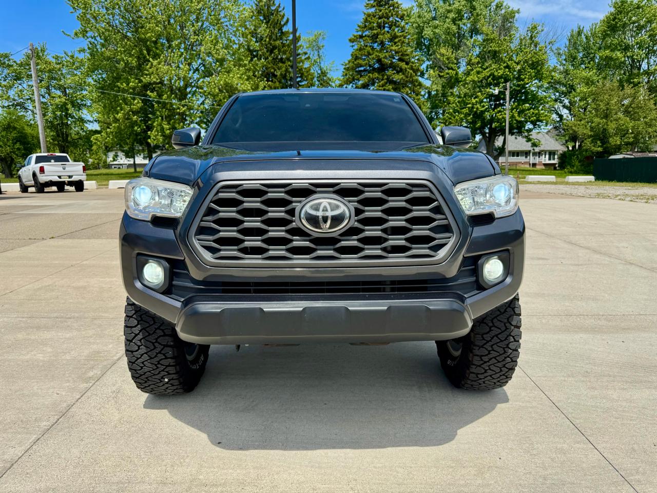 Toyota Tacoma 4WD SR5 Double Cab 5' Bed V6 AT (Natl) 2020