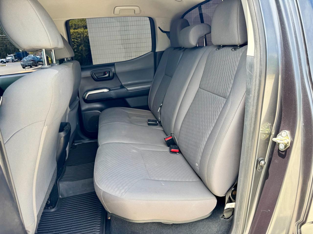 Toyota Tacoma 4WD SR5 Double Cab 5' Bed V6 AT (Natl) 2020