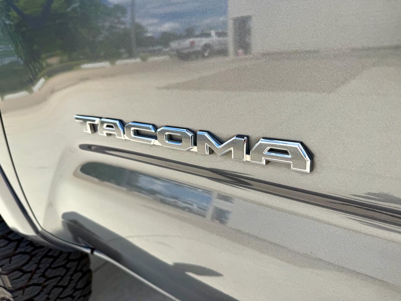 Toyota Tacoma 4WD SR5 Double Cab 5' Bed V6 AT (Natl) 2020