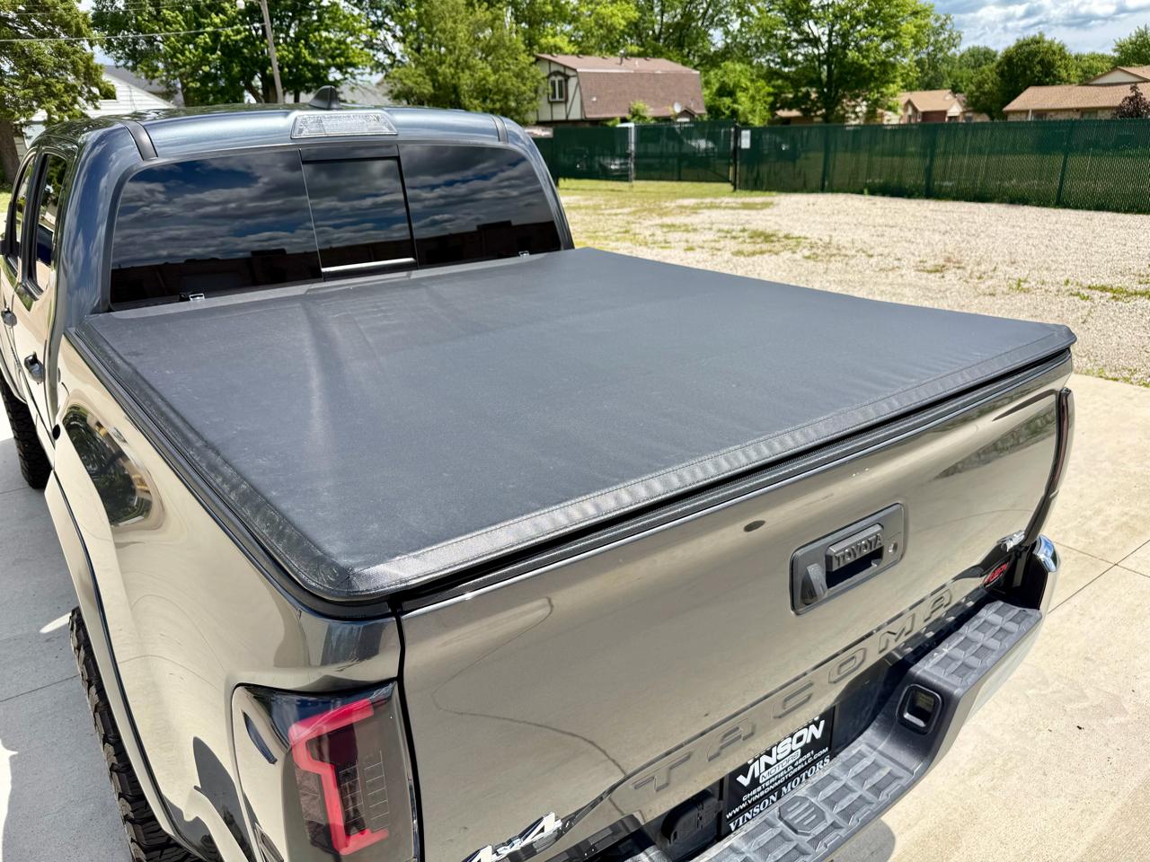 Toyota Tacoma 4WD SR5 Double Cab 5' Bed V6 AT (Natl) 2020