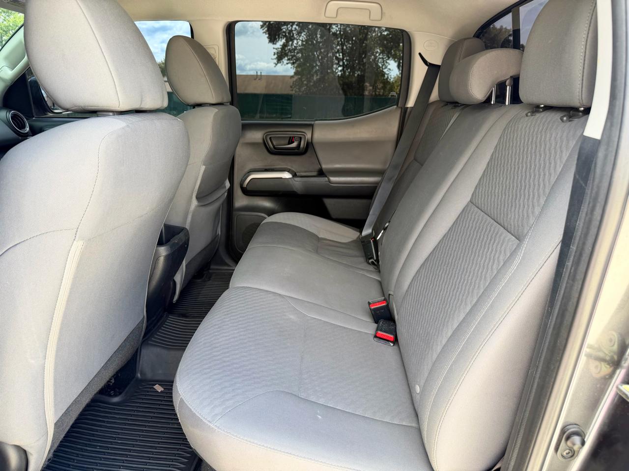 Toyota Tacoma 4WD SR5 Double Cab 5' Bed V6 AT (Natl) 2020