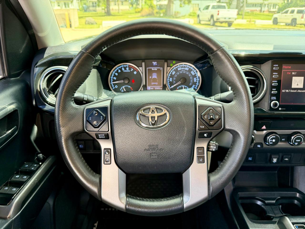 Toyota Tacoma 4WD SR5 Double Cab 5' Bed V6 AT (Natl) 2020