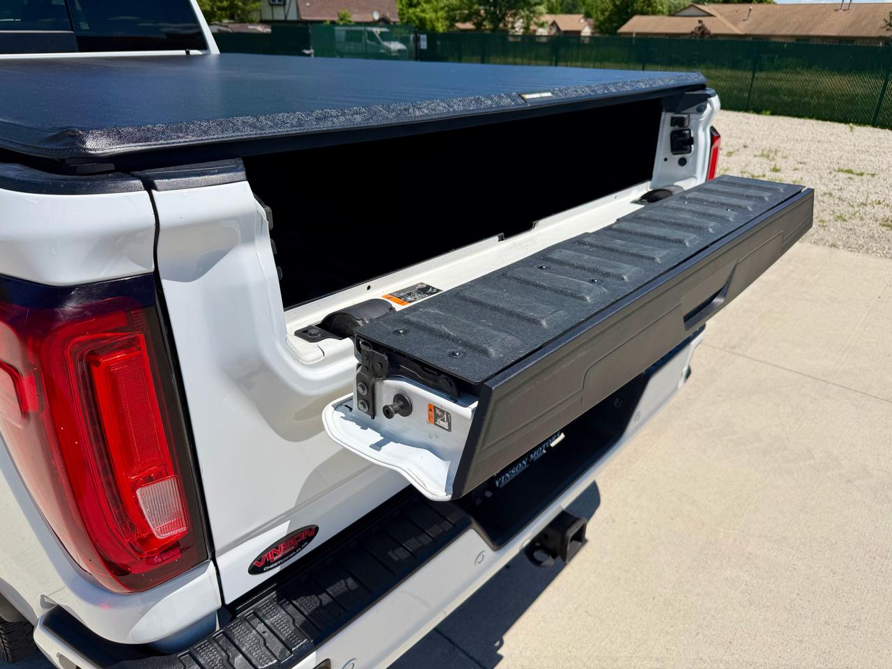 GMC Sierra 3500HD 4WD Crew Cab 172" Denali 2020