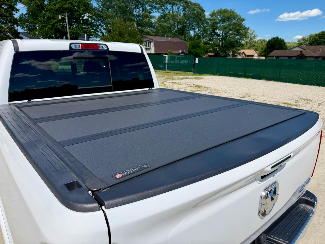 RAM 1500 Laramie 4x4 Crew Cab 5'7" Box 2020