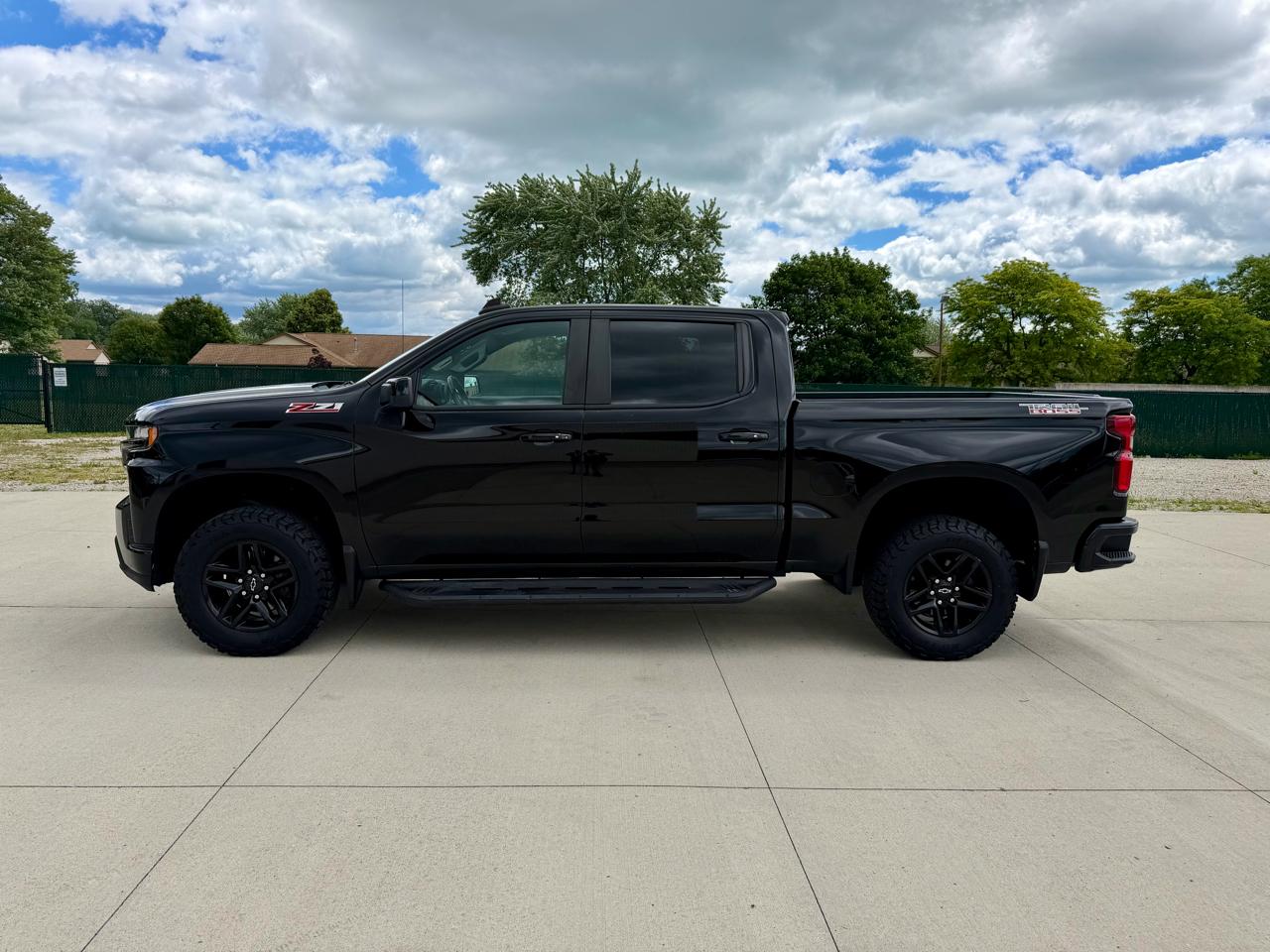 Chevrolet Silverado 1500 4WD Crew Cab 147" LT Trail Boss 2019
