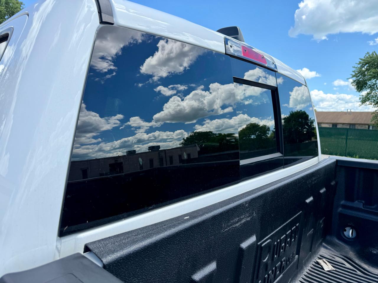 RAM 1500 Big Horn 4x4 Crew Cab 5'7" Box 2020