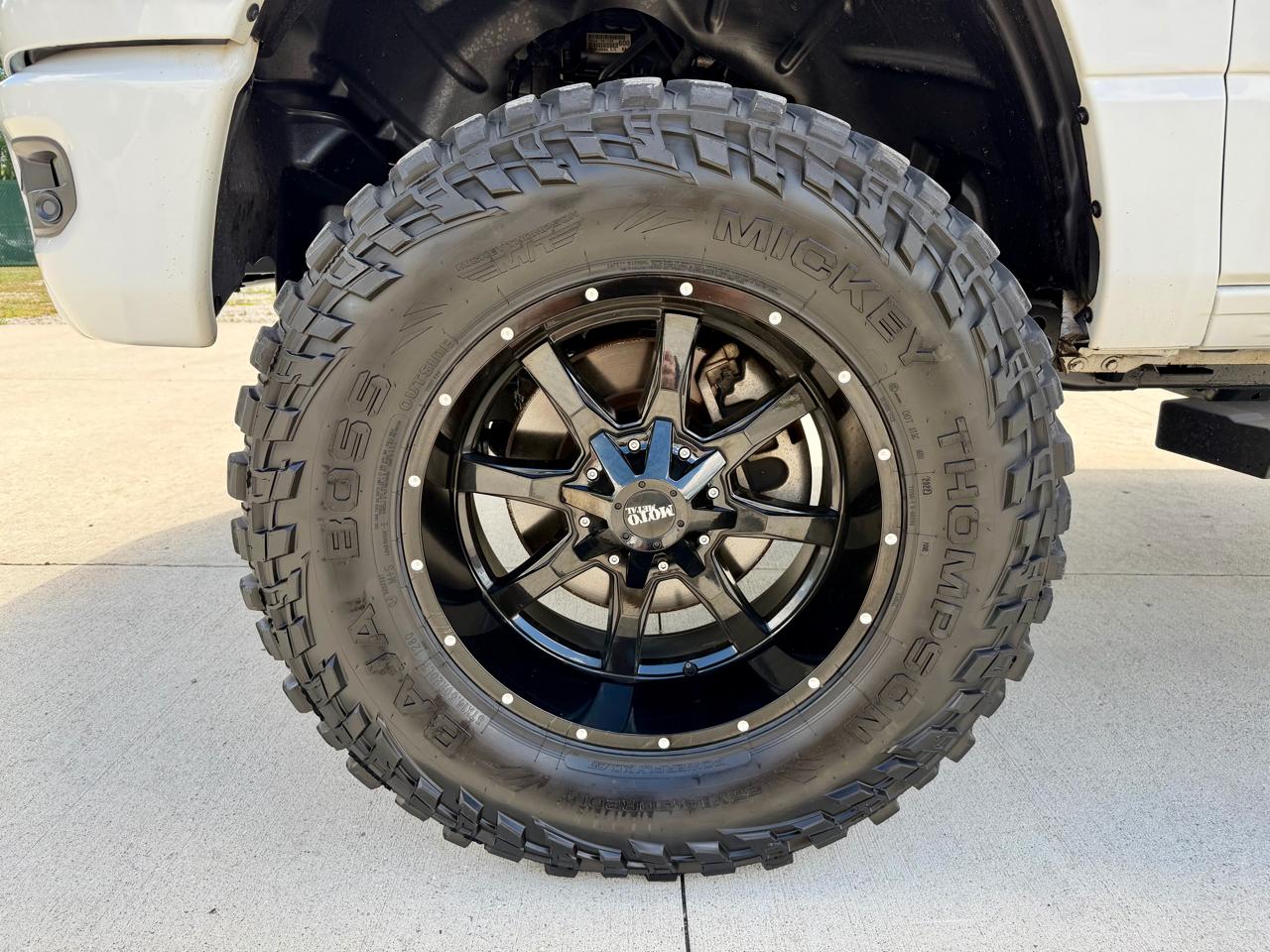 RAM 1500 Big Horn 4x4 Crew Cab 5'7" Box 2020
