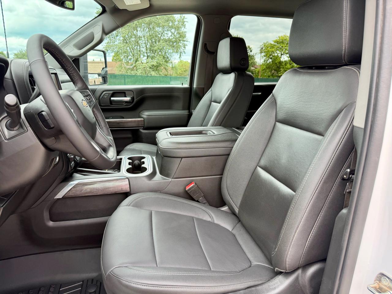 Chevrolet Silverado 2500HD 4WD Crew Cab 159" LTZ 2022