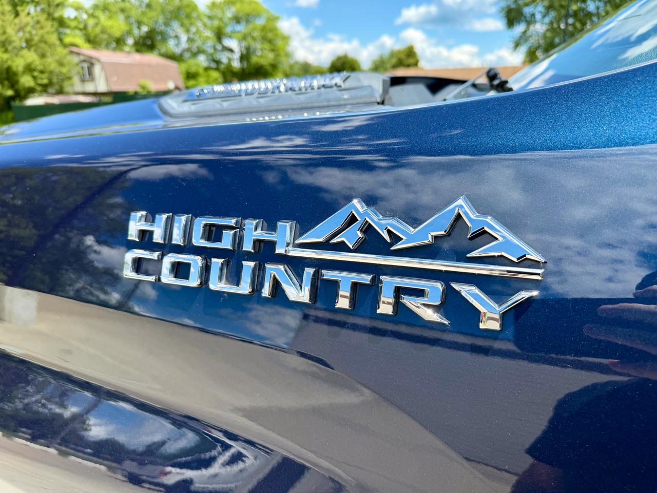 Chevrolet Silverado 2500HD 4WD Crew Cab 159" High Country 2022